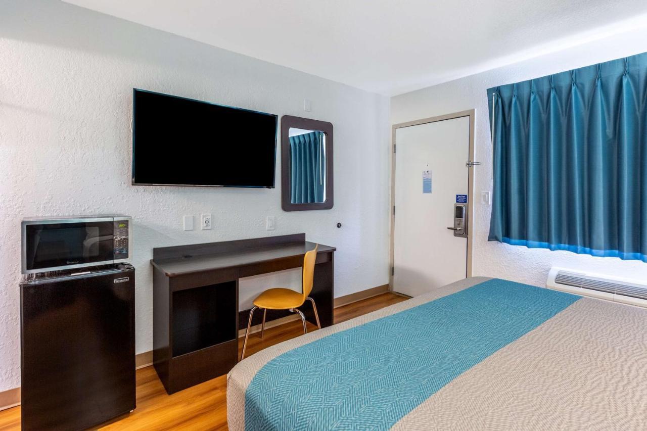 Motel 6-Valdosta, Ga - University المظهر الخارجي الصورة
